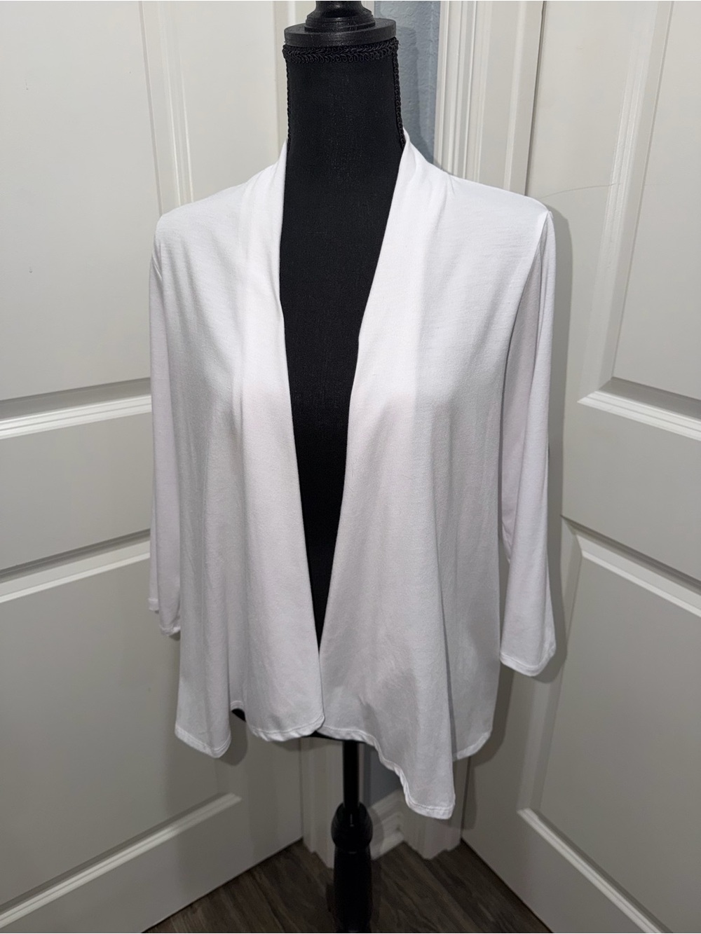 Kim Rogers White Open-Front Lightweight Cardigan size small